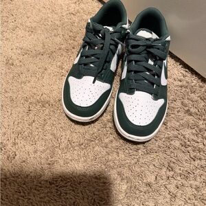 Nike Kids Forest Green and White Sneakers